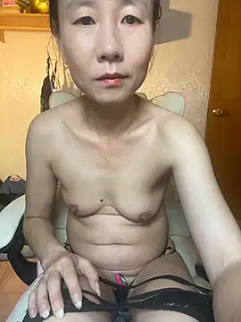 lilysister66 online show from 07/15/26, 06:24