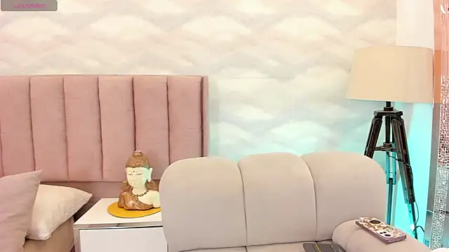 enyel miller online show from 04/10/26, 03:56