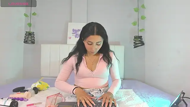 Khalessy j online show from 04/08/26, 09:37