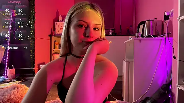 LiziSweet online show from 04/16/26, 08:20