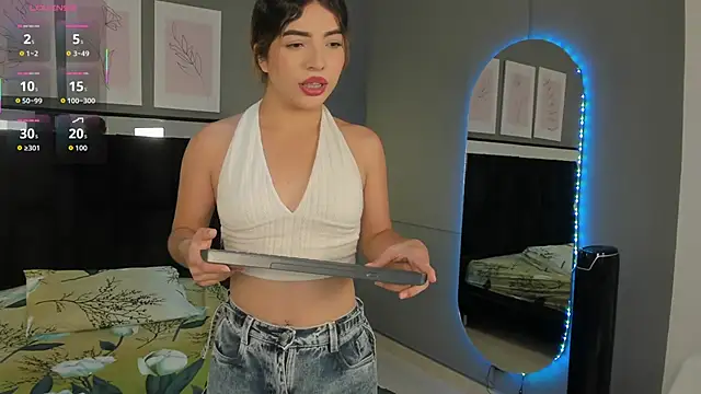 Snapshot of green_lov chatting on 04/01/26, 12:06 green lov online show from 04/01/26, 12:06