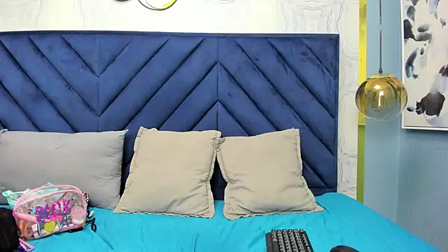 Snapshot of Nahomi_rosse chatting on 03/25/26, 12:55 Nahomi rosse online show from 03/25/26, 12:55