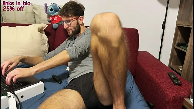 SoloUno0 online show from 04/08/26, 07:14