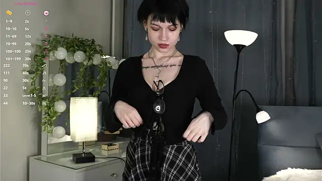 RubieNibbs online show from 04/15/26, 06:59