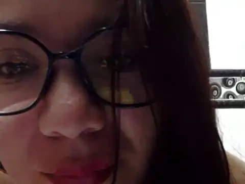 Alaialuxe online show from 04/08/26, 03:39