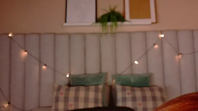 StarrMoon   online show from 04/03/26, 03:04