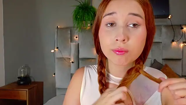 StarrMoon   online show from 04/16/26, 03:29