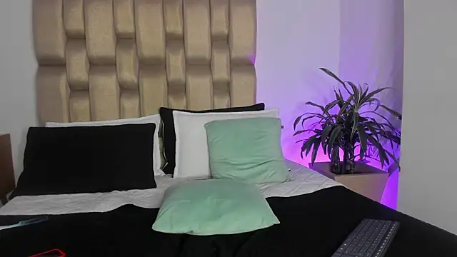 dasharoose online show from 04/07/26, 08:20