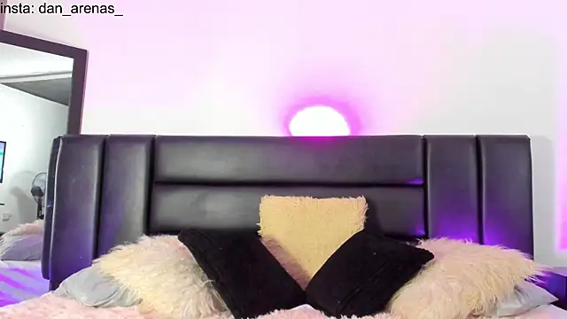 Snapshot of Duolust2 chatting on 04/03/26, 11:52 Duolust2 online show from 04/03/26, 11:52