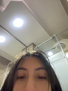 Velunett 19 online show from 04/16/26, 02:40