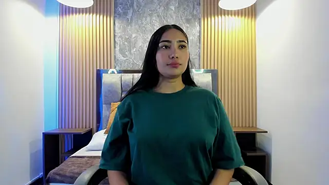 Sulay Kim online show from 05/20/26, 06:47