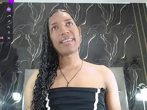 Snapshot of Mia_Coock chatting on 03/27/26, 01:33 Mia Coock online show from 03/27/26, 01:33