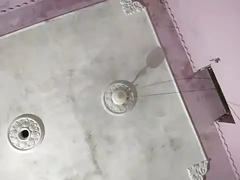 ALIZA FENDY online show from 04/04/26, 06:05