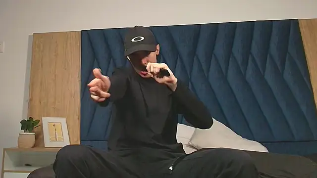 lio     online show from 04/13/26, 03:23