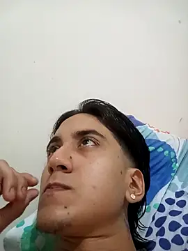 EsmeraldaNaim online show from 04/11/26, 03:05