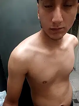 EsmeraldaNaim online show from 04/12/26, 02:11