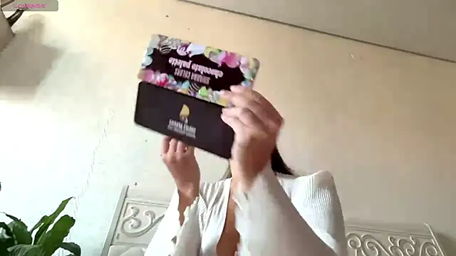 kamila 18 french online show from 07/17/26, 03:13