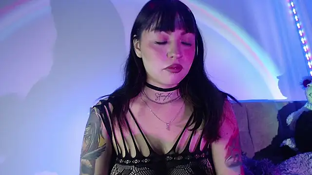 Val Time online show from 04/16/26, 07:03