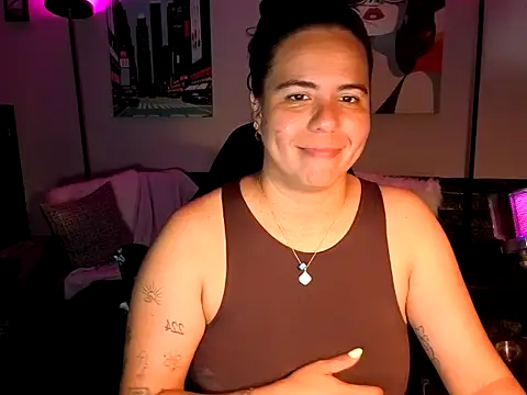 HannaJonns online show from 04/15/26, 05:14