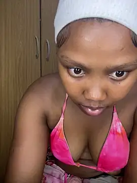 Prettiestheavenly online show from 04/04/26, 10:29