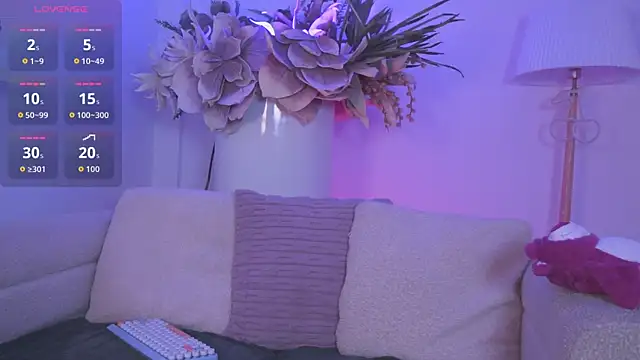 Snapshot of Mia_patrick1 chatting on 04/05/26, 11:18 Mia patrick1 online show from 04/05/26, 11:18