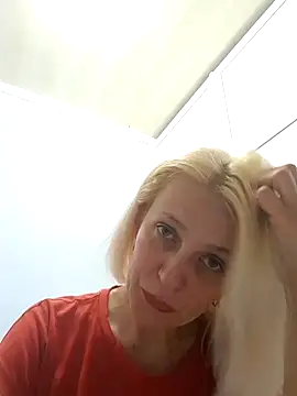 MiaLove183 online show from 06/09/26, 01:56