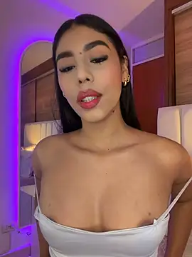 Rossie Blooms online show from 06/12/26, 10:19