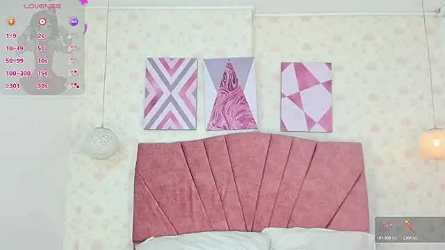 Snapshot of AshleySwett chatting on 04/03/26, 01:58 AshleySwett online show from 04/03/26, 01:58