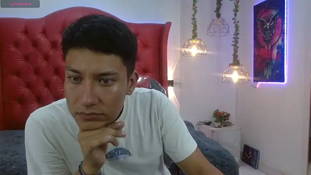 DominantBoy4 online show from 04/06/26, 07:37