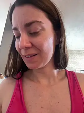 natashakinski online show from 04/07/26, 06:52