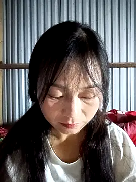 Snapshot of Cute-flowers chatting on 03/30/26, 12:50 Cute-flowers online show from 03/30/26, 12:50