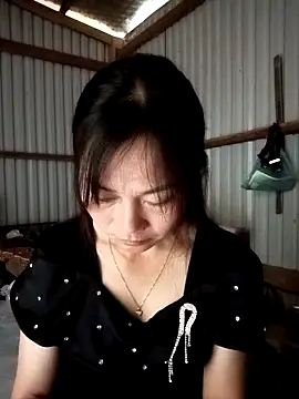 Snapshot of Cute-flowers chatting on 04/03/26, 12:08 Cute-flowers online show from 04/03/26, 12:08