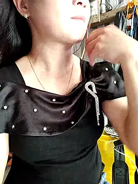 Snapshot of Cute-flowers chatting on 04/10/26, 05:23 Cute-flowers online show from 04/10/26, 05:23