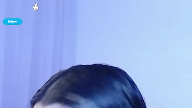 Snapshot of KylieVennet chatting on 04/02/26, 03:04 KylieVennet online show from 04/02/26, 03:04