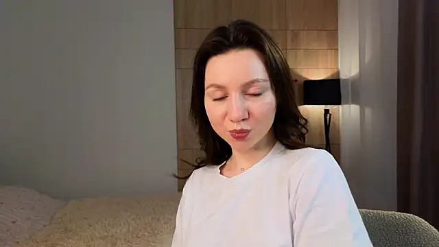 Snapshot of nikatiny chatting on 04/04/26, 12:13 nikatiny online show from 04/04/26, 12:13