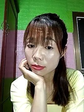 AmyLinee01 online show from 04/02/26, 02:26