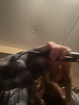 Snapshot of AlexAndriaStrips chatting on 03/25/26, 09:04 AlexAndriaStrips online show from 03/25/26, 09:04