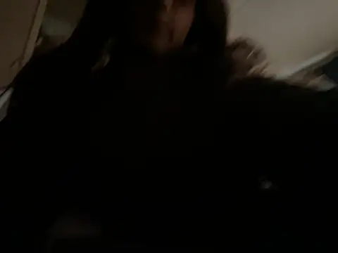 Snapshot of AlexAndriaStrips chatting on 03/25/26, 10:49 AlexAndriaStrips online show from 03/25/26, 10:49