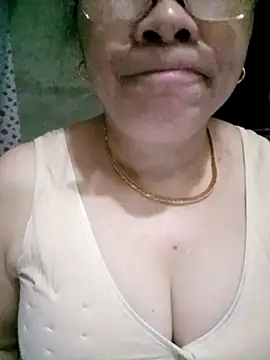 Snapshot of Funsexy1 chatting on 03/31/26, 03:01 Funsexy1 online show from 03/31/26, 03:01