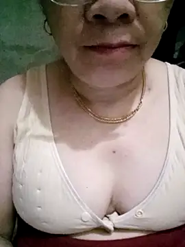 Snapshot of Funsexy1 chatting on 04/07/26, 10:09 Funsexy1 online show from 04/07/26, 10:09