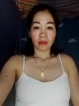 Snapshot of -Lunou- chatting on 04/02/26, 06:55 -Lunou- online show from 04/02/26, 06:55