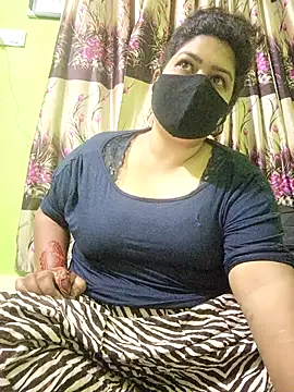 Snapshot of Papte- chatting on 03/28/26, 05:45 Papte- online show from 03/28/26, 05:45