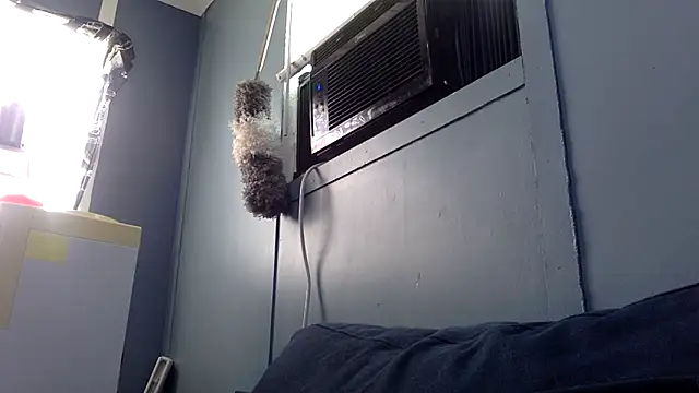 Snapshot of BWCloverboyy chatting on 03/25/26, 06:14 BWCloverboyy online show from 03/25/26, 06:14