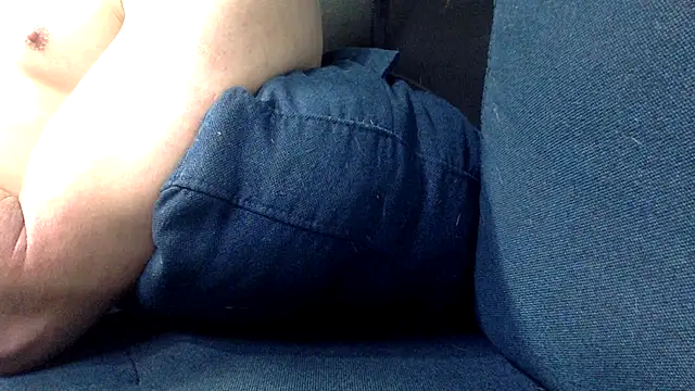 Snapshot of BWCloverboyy chatting on 03/27/26, 08:26 BWCloverboyy online show from 03/27/26, 08:26