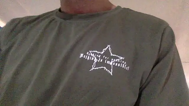 Snapshot of BWCloverboyy chatting on 03/31/26, 04:51 BWCloverboyy online show from 03/31/26, 04:51