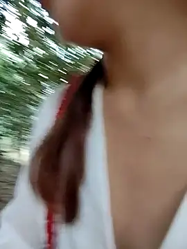 Ruby Lucy online show from 04/11/26, 12:04