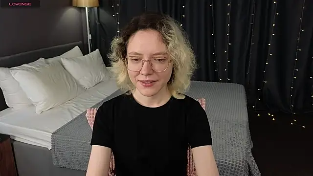 HottoKori online show from 04/11/26, 05:34