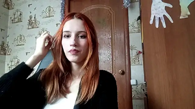 Snapshot of SirenFrost chatting on 03/24/26, 01:05 SirenFrost online show from 03/24/26, 01:05