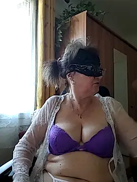 Chrismaturefrench online show from 03/25/26, 04:02