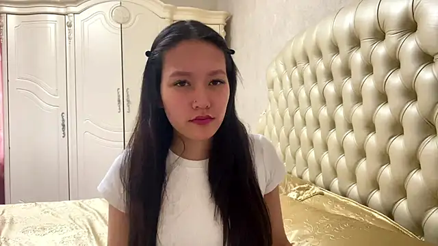 Snapshot of ayanovae chatting on 03/27/26, 06:41 ayanovae online show from 03/27/26, 06:41